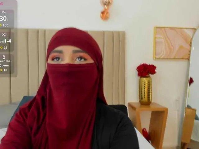 Freechat -Alisha on BongaCams