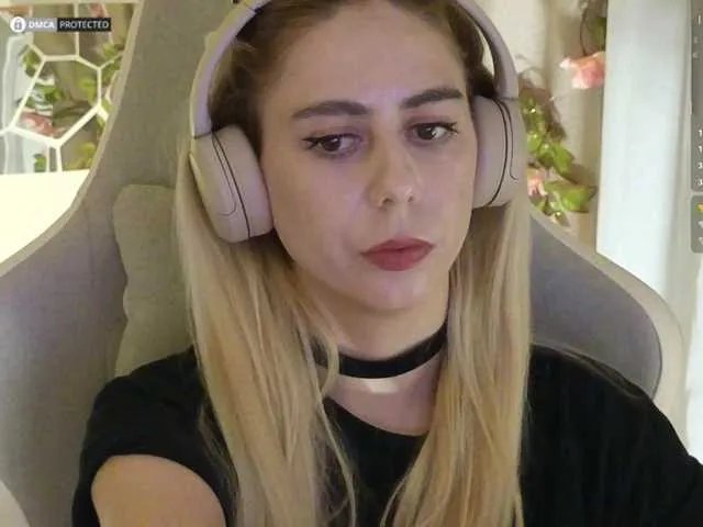 Offline -Light-Fury- on BongaCams