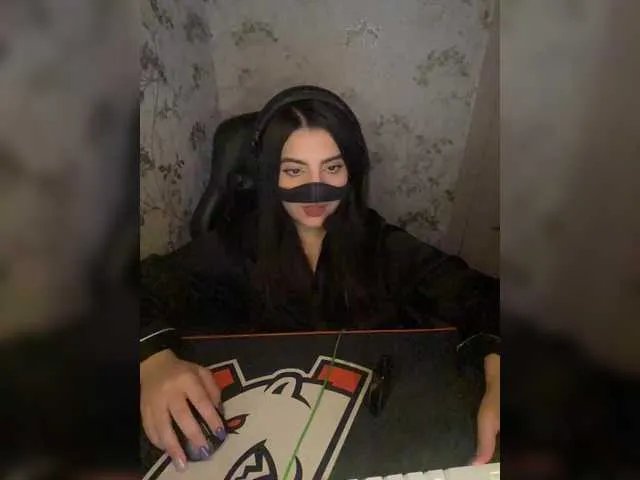 Offline aloeloea on BongaCams