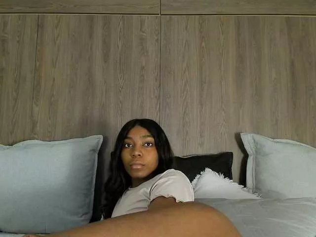 Freechat Anaisbeily on BongaCams