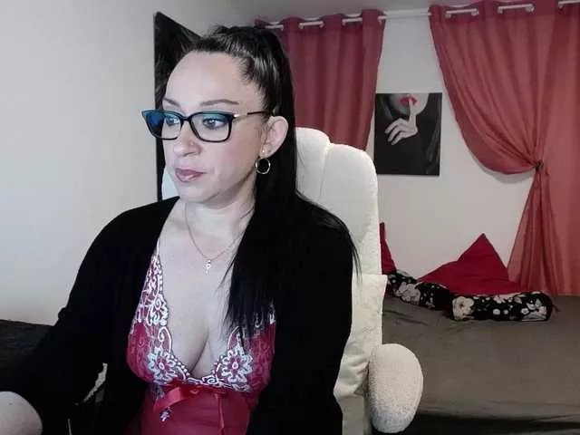 Offline anaiza on BongaCams