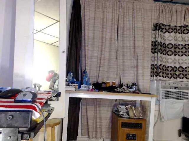 Offline AnalTaxi on BongaCams