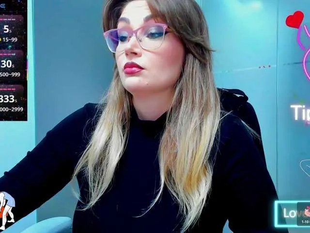 Offline anyarosses on BongaCams