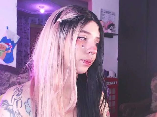 Offline AriYokai on BongaCams