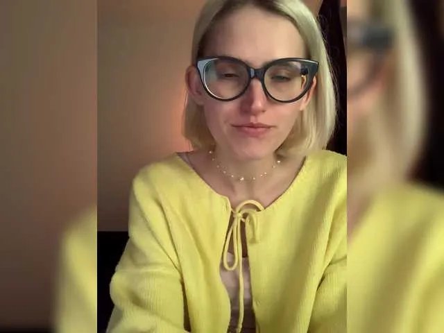 Offline Asya-baby on BongaCams