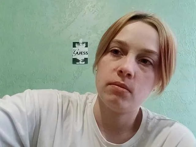 Offline AveryFleurent on BongaCams