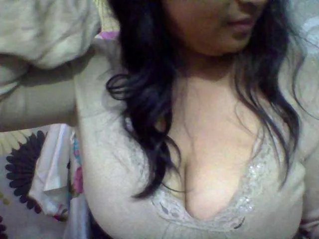 Offline babyhornyx on BongaCams
