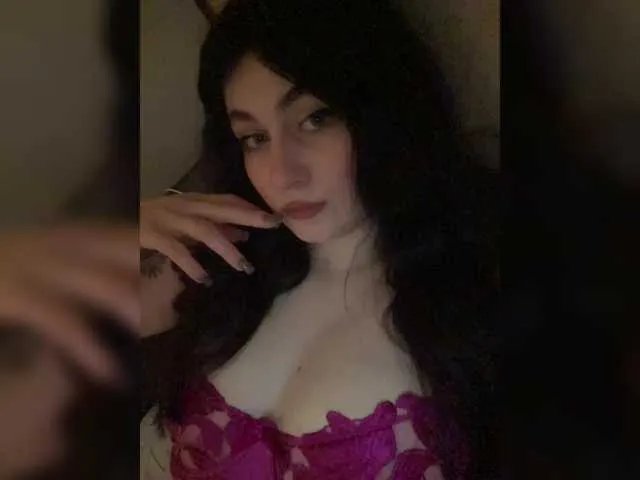 Offline BabyMilia717 on BongaCams