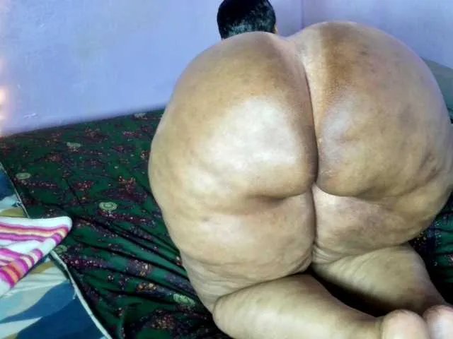 Offline Big-Ass-Wilma on BongaCams