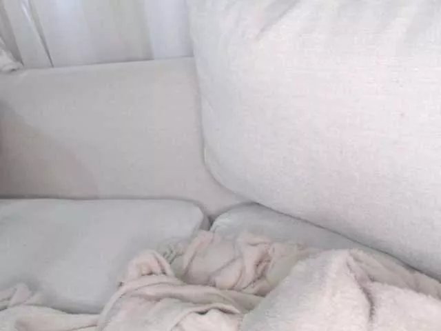 Freechat bigboobsh on BongaCams