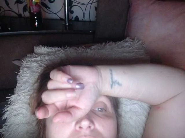 Offline boginya7878 on BongaCams