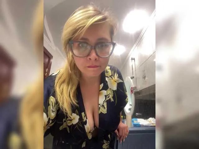 Freechat Crystal00Girl on BongaCams