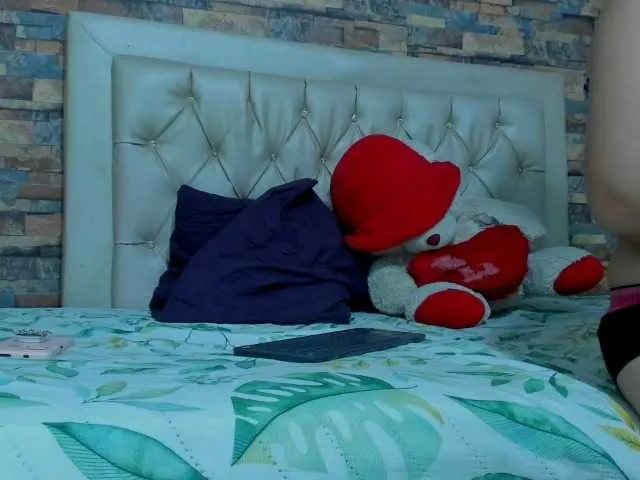 Freechat cumloves on BongaCams