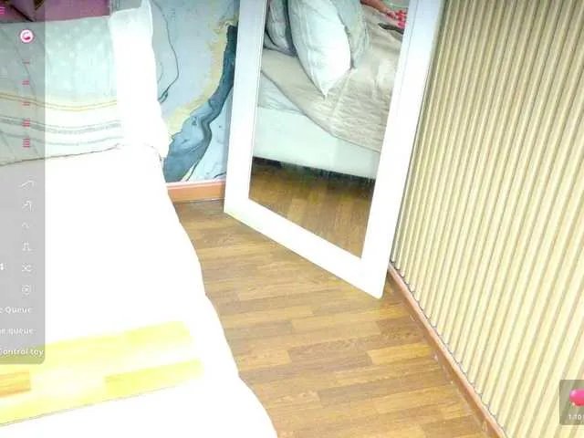 Offline curvybrunnett on BongaCams