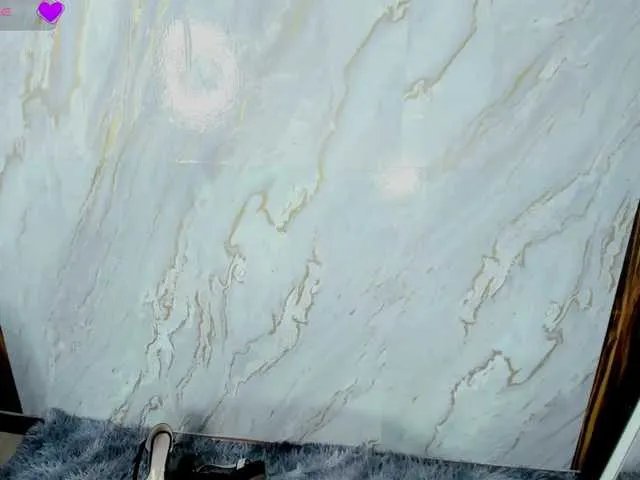 Freechat curvymilff on BongaCams