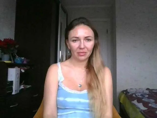 Offline CuteFngelina on BongaCams