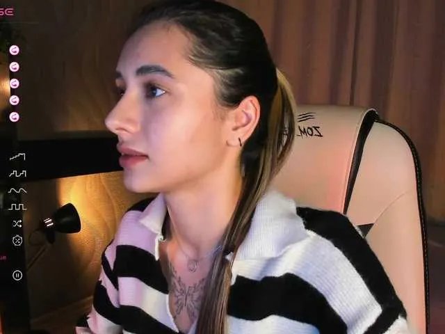 Offline DarlaBelle on BongaCams