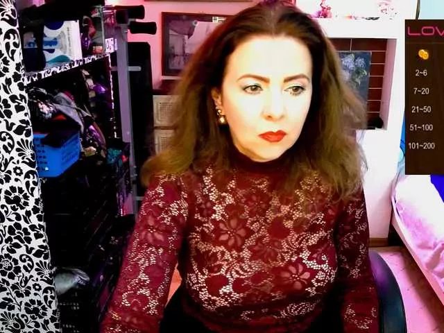 Offline Delicecatmyau on BongaCams