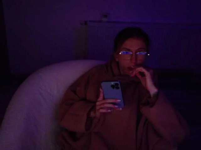 Freechat DiddySweet1 on BongaCams