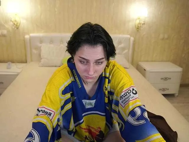 Offline EliaRose on BongaCams