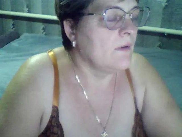 Offline ElzaJewel on BongaCams