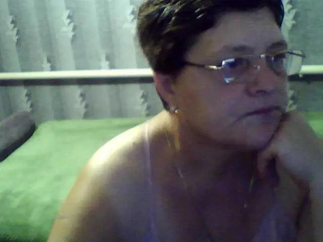 Offline ElzaJewel on BongaCams