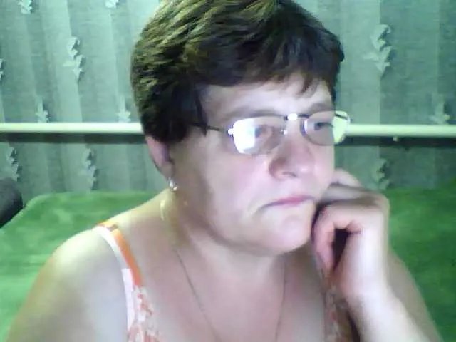 Offline ElzaJewel on BongaCams