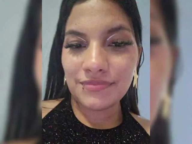 Offline EmmaSanches on BongaCams