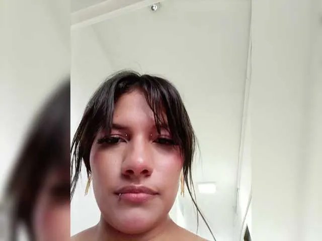 Offline EmmaSanches on BongaCams