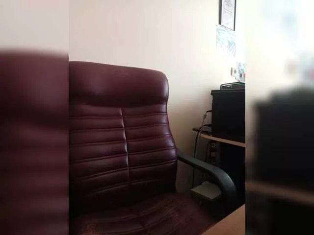 Offline EmmiHot on BongaCams