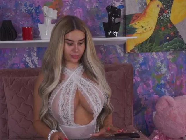 Offline EvaZane on BongaCams