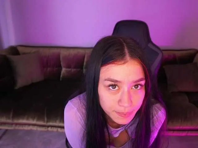 Offline FataleNellie on BongaCams