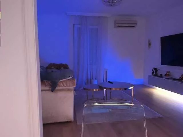 Offline Foxe-Sailey on BongaCams