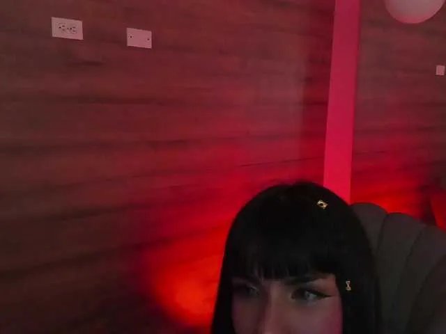 Freechat GummyLuv on BongaCams