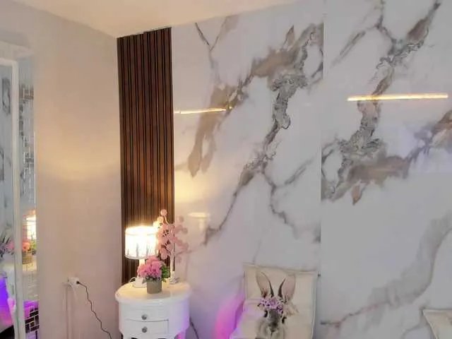 Offline hannahill69 on BongaCams