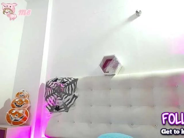 Offline Horny-juliette on BongaCams