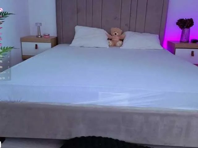 Offline hotangelxxxim on BongaCams