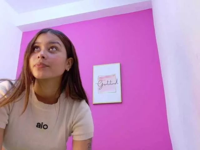 Offline Hotcutegirl on BongaCams