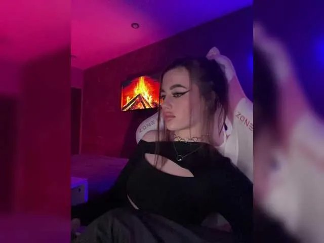 Offline HotGirlEva on BongaCams