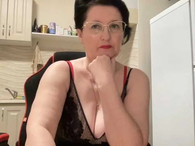 Offline HotMilfPussy on BongaCams