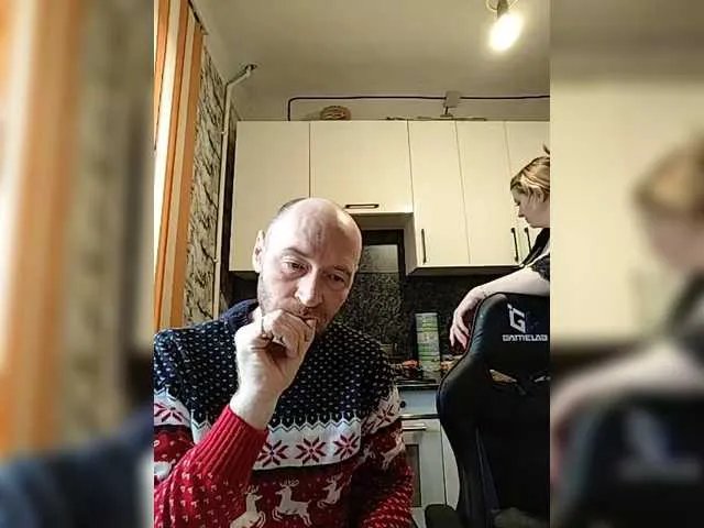 Freechat Innokentiy449 on BongaCams