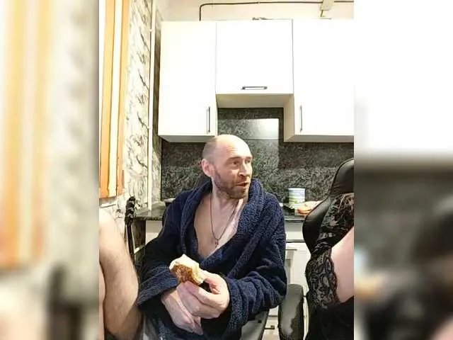 Freechat Innokentiy449 on BongaCams