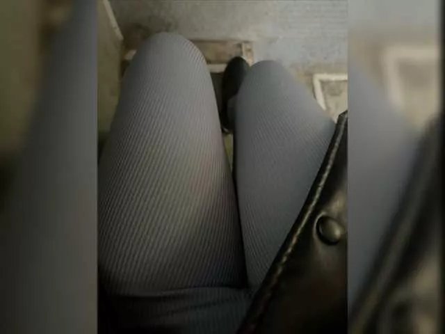 Freechat Janchi- on BongaCams