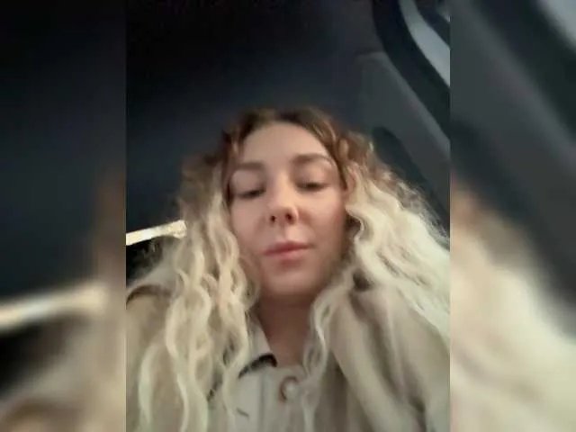 Freechat Janchi- on BongaCams