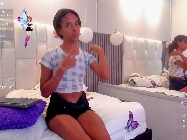 Offline jazmin-gil on BongaCams