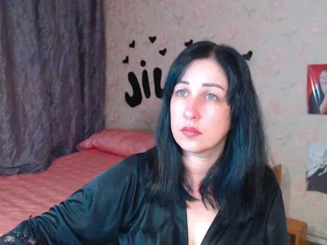 Offline JillStevens on BongaCams