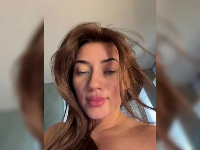 Freechat juicy-peachh on BongaCams