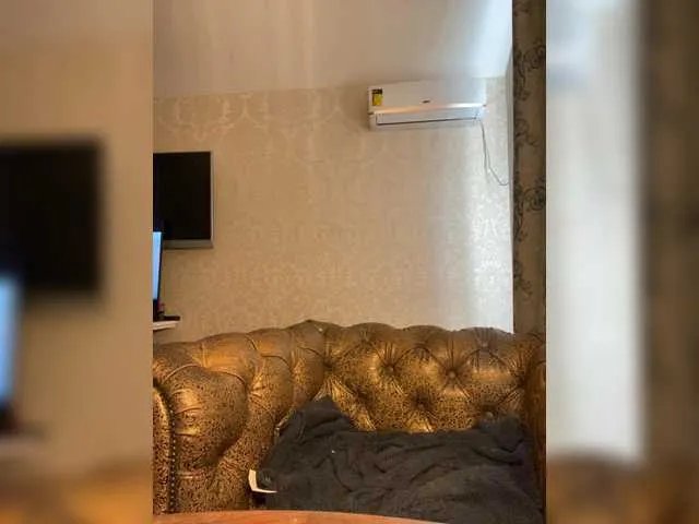 Offline KateFoxxx028 on BongaCams