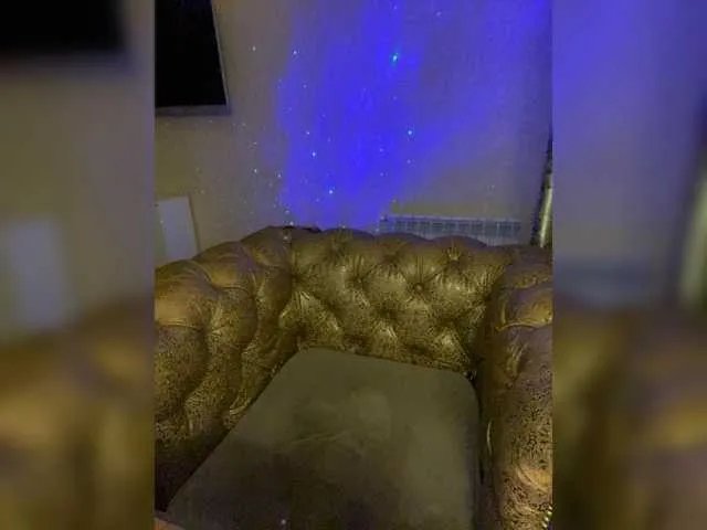 Offline KateFoxxx028 on BongaCams