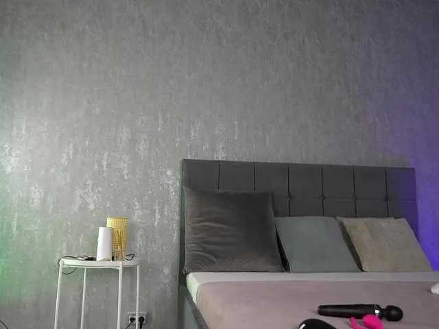 Offline KatelynSparks on BongaCams